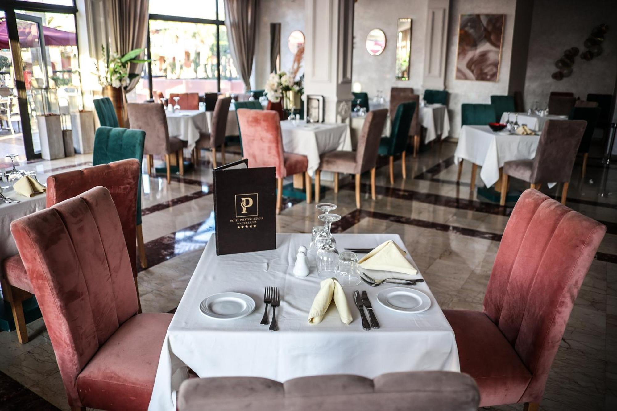 Hotel Prestige Agadir Boutique & Spa Exterior foto Restaurant in Marrakech, Morocco