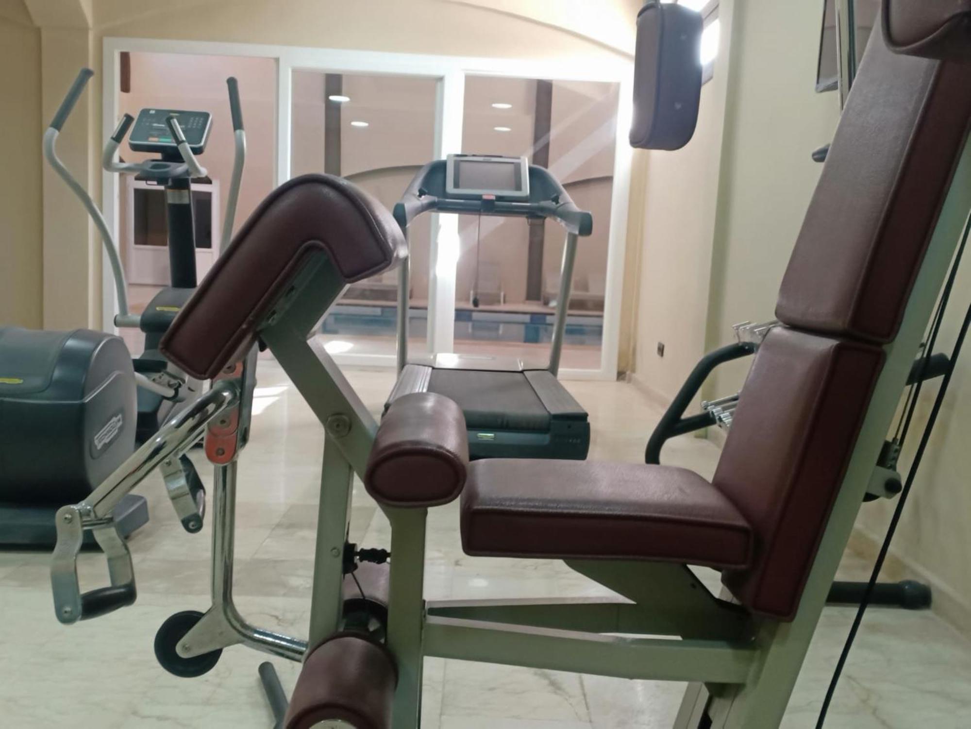 Hotel Prestige Agadir Boutique & Spa Exterior foto Leg extension machine