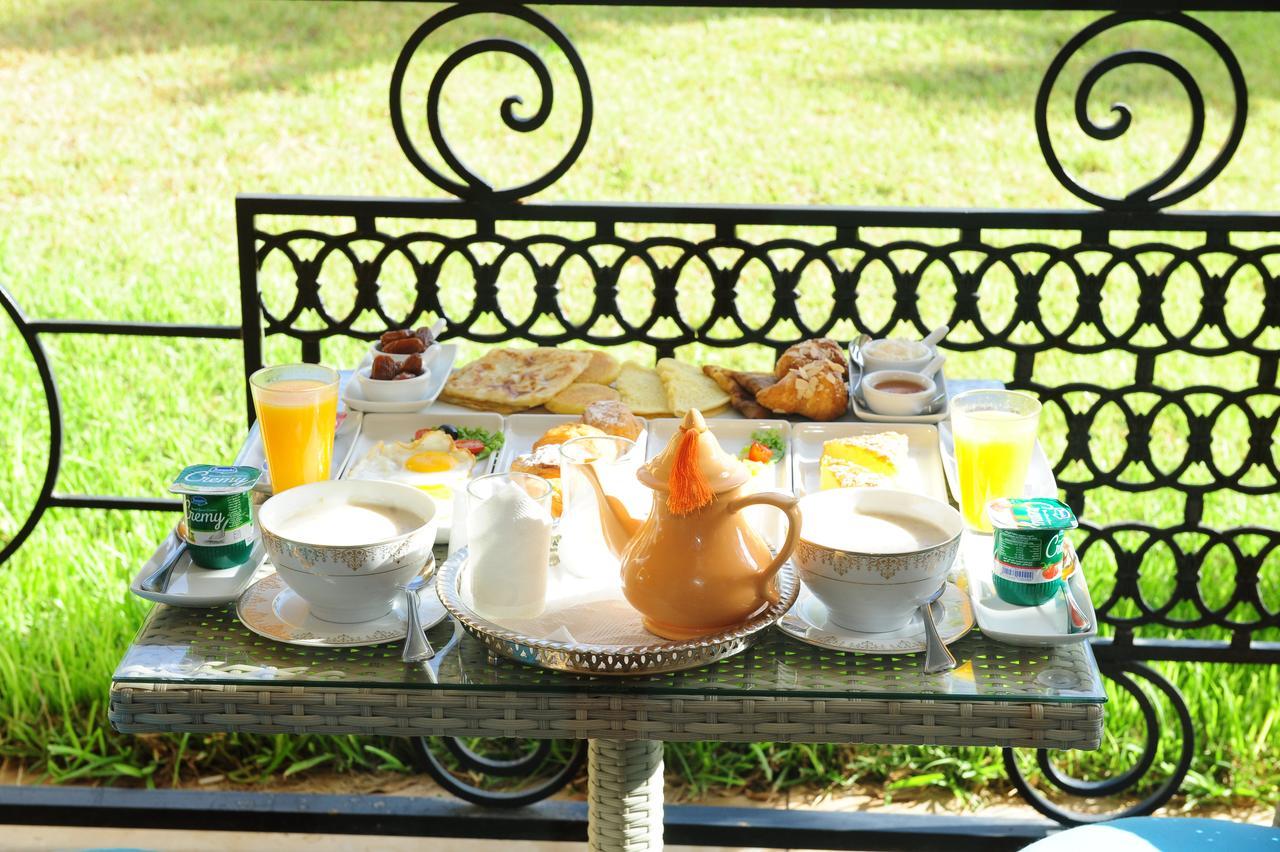 Hotel Prestige Agadir Boutique & Spa Exterior foto A typical breakfast